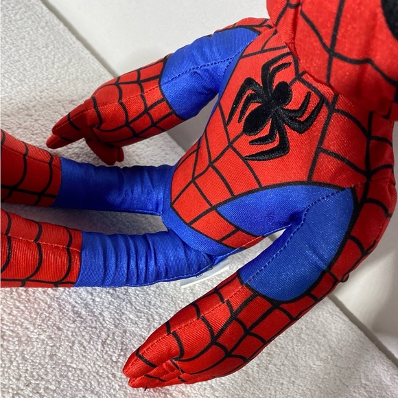 Marvel Spidey And His Amazing Friends My Friend Spidey Plush w Sounds - Picture 7 of 16